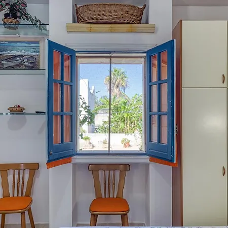 Bright Studio With Seaview And Lovely Balcony Торре-Пали
